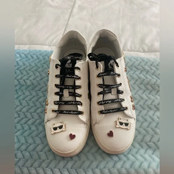 Karl Lagerfeld White Designer Sneakers Paris Cate Pin Logo Cat Size 8.5 - Picture 4 of 7